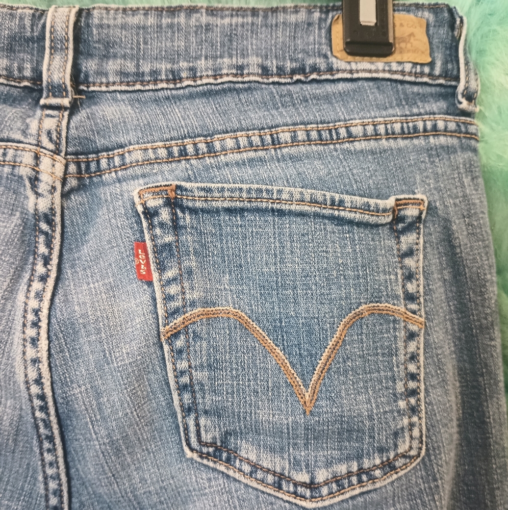 Levi's Blue Slender Bootcut 526 Jean Size 10 M - Picture 11 of 16